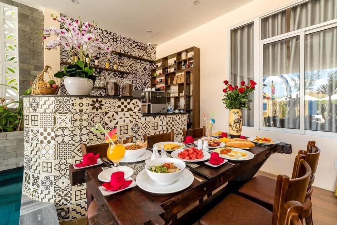 Golden Walls Hoiana Villa-include Breakfast-swimming Pool Apartment *